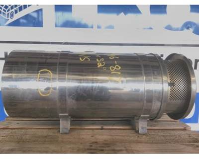 Western Star 4900 Left Air Cleaner / Air Filter Housing