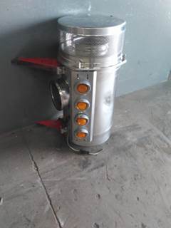 Western Star 4900SFA Left Air Cleaner / Air Filter Housing