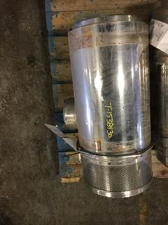 Western Star 4964EX Right Air Cleaner / Air Filter Housing