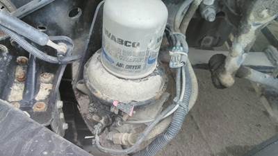 Bendix AD-9SI Left Air Dryer