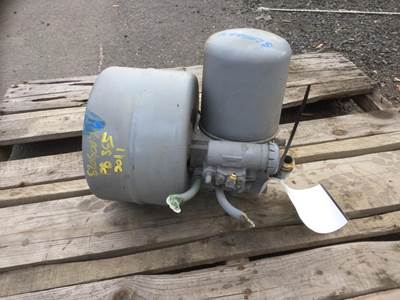 Bendix AD-IS Air Dryer