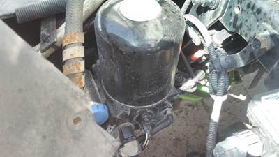 Bendix AD-IS Left Air Dryer