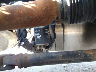 Bendix AD-IS Left Air Dryer