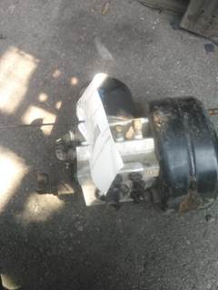 Bendix AD-IS Air Dryer