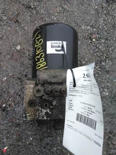 Bendix AD-IS Air Dryer