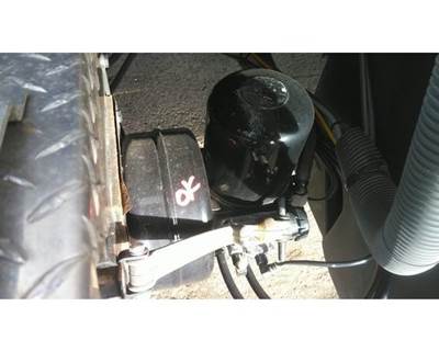 Bendix AD-IS Left Air Dryer