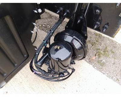 Bendix AD-IS Left Air Dryer