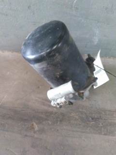 Freightliner Cascadia 125 Air Dryer