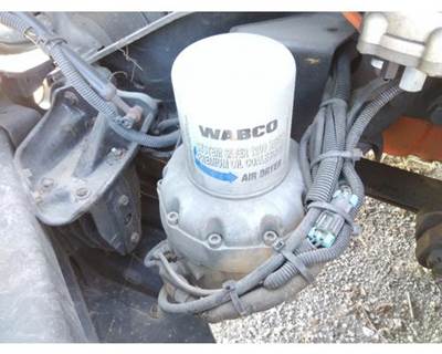 Wabco 1200 Left Air Dryer