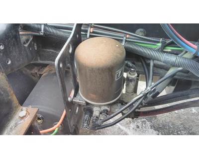 Wabco 1200 Left Air Dryer