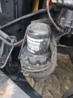 Wabco SYSTEM SAVER HP Left Air Dryer