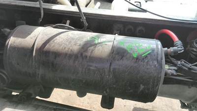 Freightliner 114SD Left Air Tank