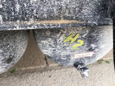 Freightliner Cascadia 113 Left Air Tank