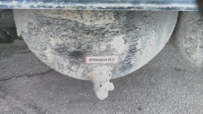 Freightliner Cascadia 113 Air Tank