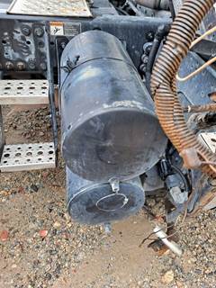 Freightliner Cascadia 113 Right Air Tank