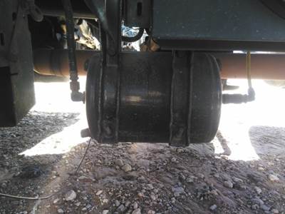 Freightliner Cascadia 113 Air Tank