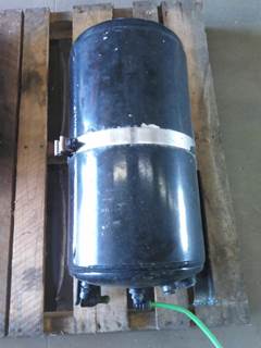 Freightliner Cascadia 113 Air Tank for a Freightliner CASCADIA 113 2018UP