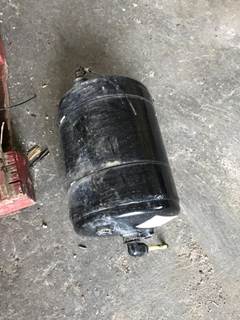 Freightliner Cascadia 113 Air Tank