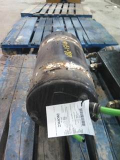 Freightliner Cascadia 113 Air Tank