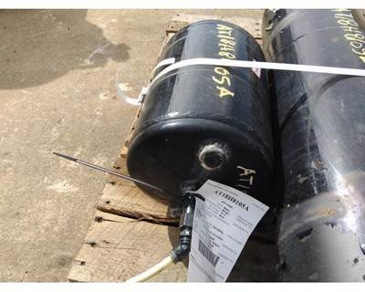 Freightliner Cascadia 113 Air Tank