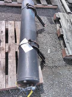Freightliner Cascadia 125 Air Tank