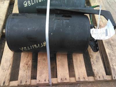 Freightliner Cascadia 125 Air Tank