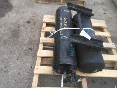 Freightliner Cascadia 125 Left Air Tank