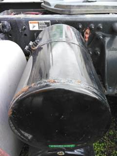 Freightliner Cascadia 125 Air Tank