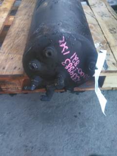 Freightliner Cascadia 125 Air Tank