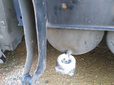 Freightliner Cascadia 125 Air Tank for a Freightliner CASCADIA 125 2018UP