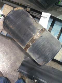 Freightliner Cascadia 125 Air Tank