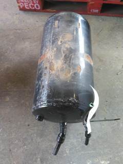 Freightliner Cascadia 125 Air Tank