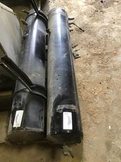 Freightliner Cascadia 125 Air Tank