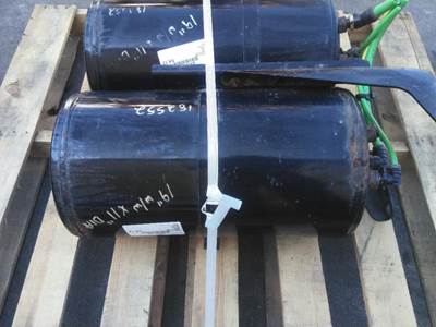 Freightliner Cascadia 126 Air Tank