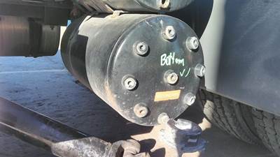 Freightliner Cascadia 126 Left Air Tank