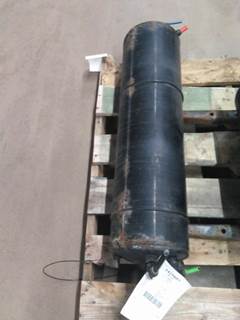 Freightliner Cascadia 126 Left Air Tank