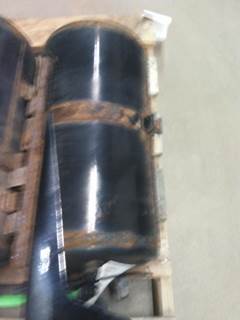 Freightliner Cascadia 126 Right Air Tank