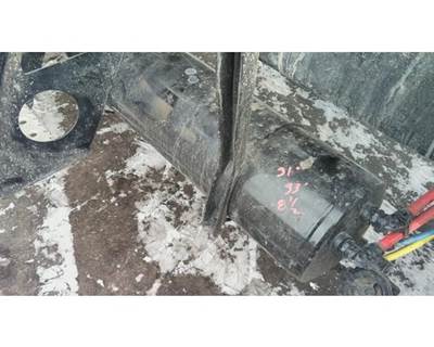 Freightliner Cascadia 126 Left Air Tank