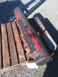 Freightliner FLD120 Air Tank