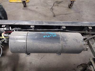 Freightliner M2 106 Left Air Tank
