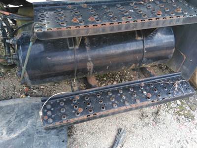 International 7400 Air Tank