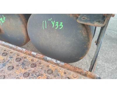 International 8600 Left Air Tank