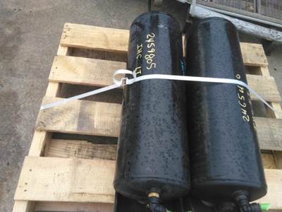 International LT Right Air Tank