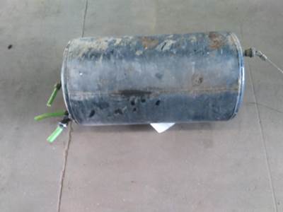 International LT Air Tank