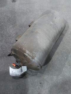 International LT Air Tank