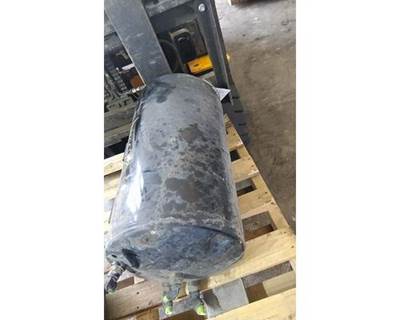 International LT Air Tank