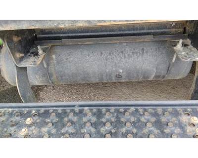 International MV Right Air Tank