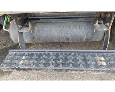 International MV Right Air Tank