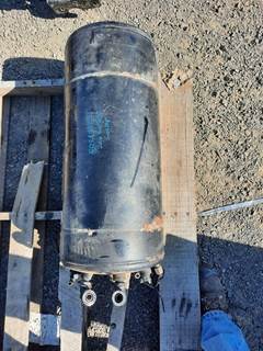 Kenworth T680 Air Tank