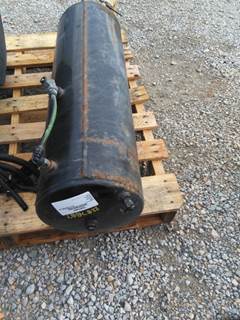 Kenworth T680 Air Tank